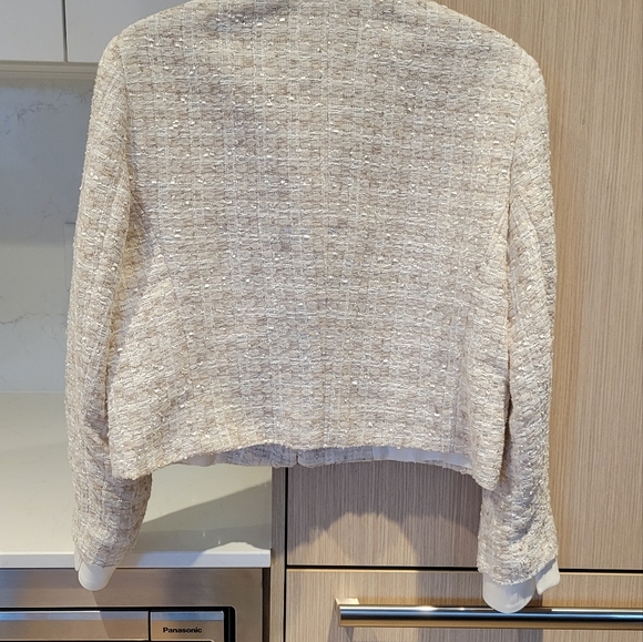 Gold button blazer - Picture 2 of 3